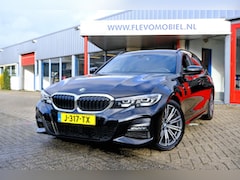 BMW 3-serie Touring - 318d M Sport Aut. Pano|Sportstoelen|1e Eig|Navi|LMV|Leder-Alcantara