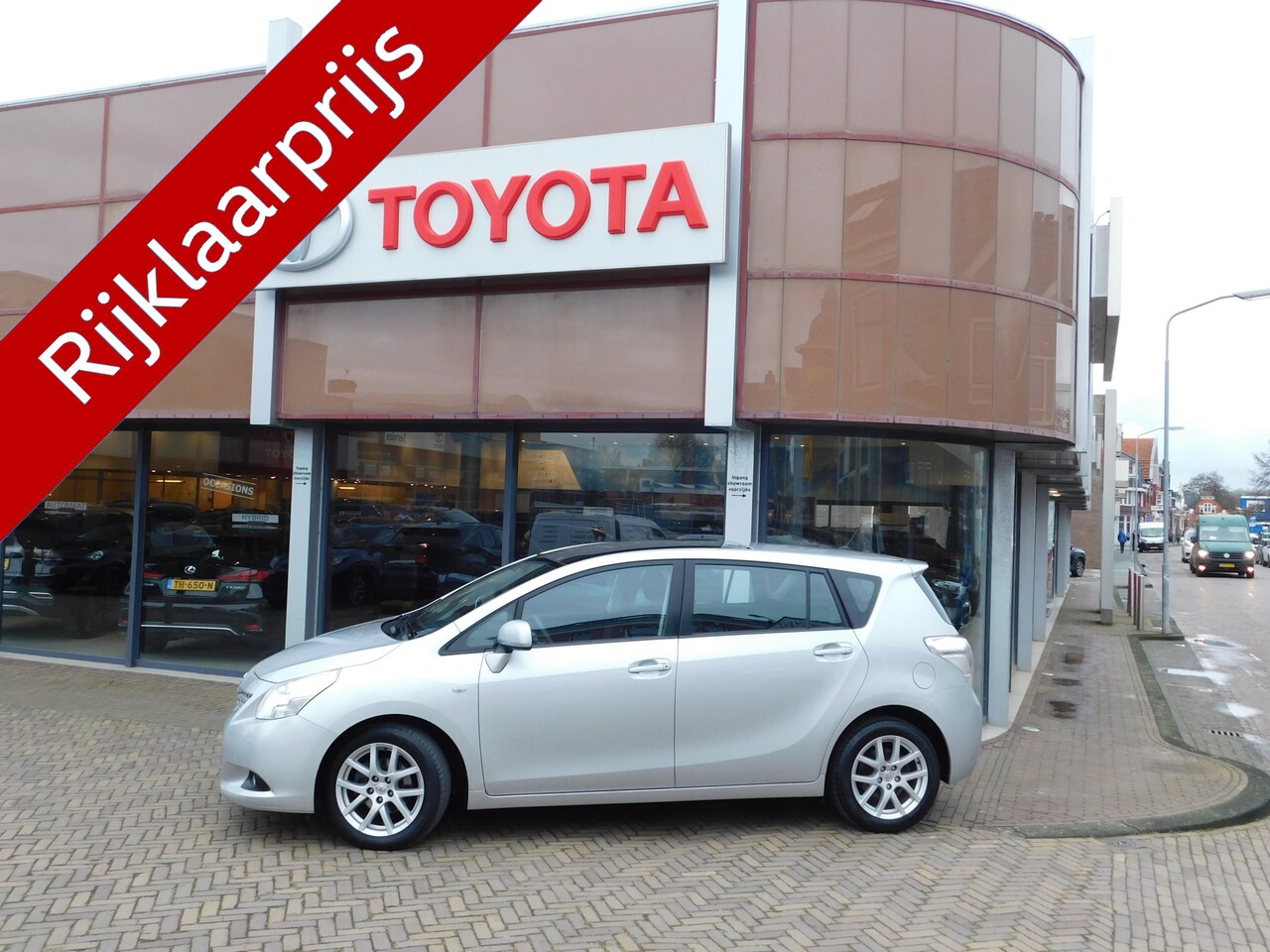 Toyota Verso - 1.8 VVT-i Business 1.8 VVT-i Business - AutoWereld.nl