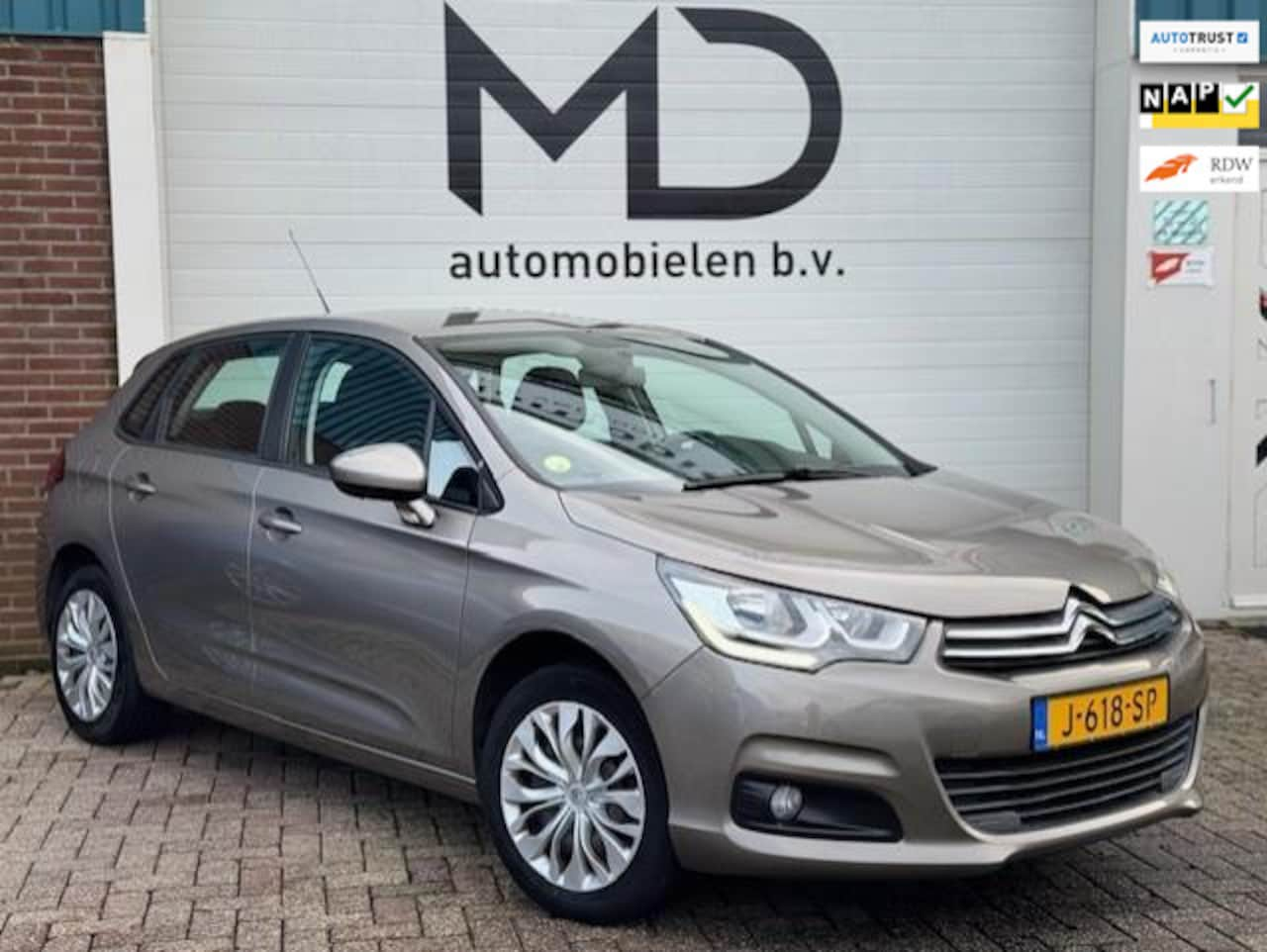 Citroën C4 - 1.6 HDi Ligne Business / Perfect onderhouden /LED - AutoWereld.nl