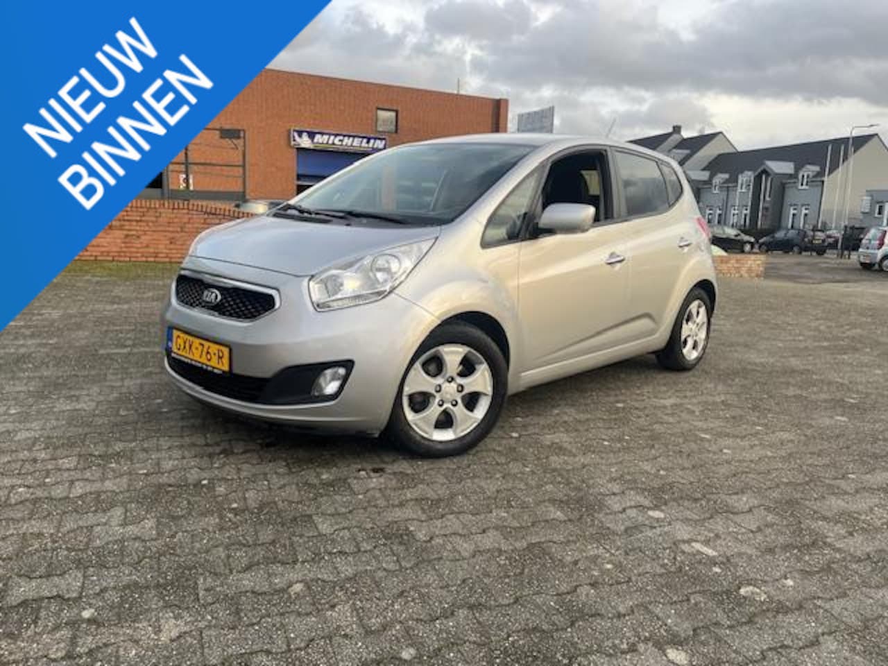 Kia Venga - 1.6 CVVT automaat 1 jaar Bovag garantie, rijklaar Kia Venga 1.6 CVVT Plus Pack - AutoWereld.nl