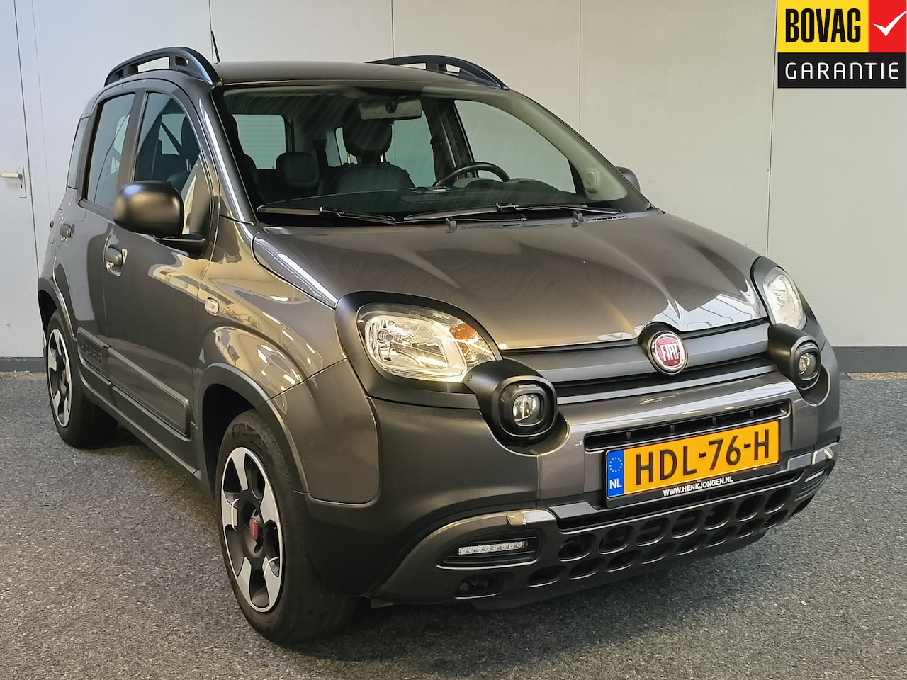 Fiat Panda - 1.0 Hybrid City Cross uit 2020 Rijklaar +12 maanden Bovag-garantie Henk Jongen Auto's in H - AutoWereld.nl