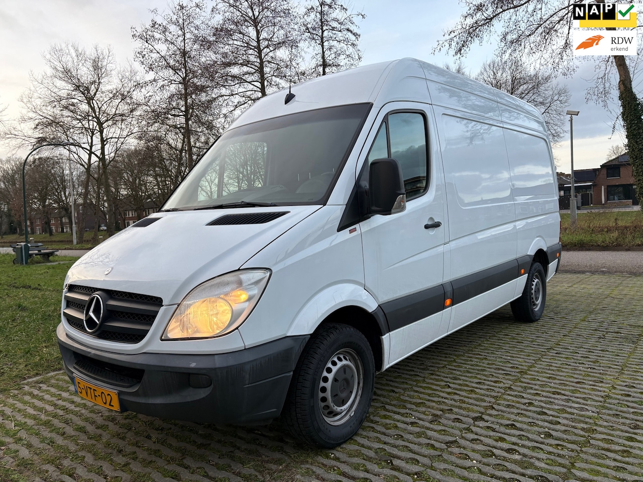 Mercedes-Benz Sprinter - 313 2.2 CDI 366 / airco / nieuwe apk tot 01-2026 - AutoWereld.nl