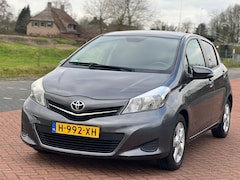 Toyota Yaris - 1.3 VVT-i Dynamic/Airco/LMV/Camera