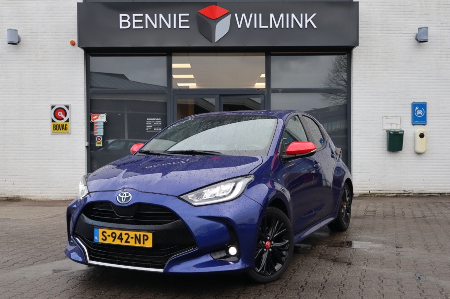 Toyota Yaris - 1.5 Hybrid Tokyo Sport Head-up/Stuur/Stoelverwarming - AutoWereld.nl