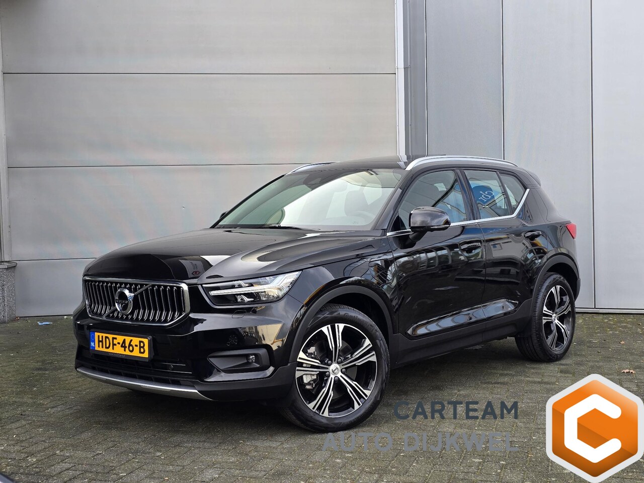 Volvo XC40 - 1.5 T5 Recharge Inscription Stuur/Stoelverwarming Lederen bekleding  Elek. stoelverstellin - AutoWereld.nl