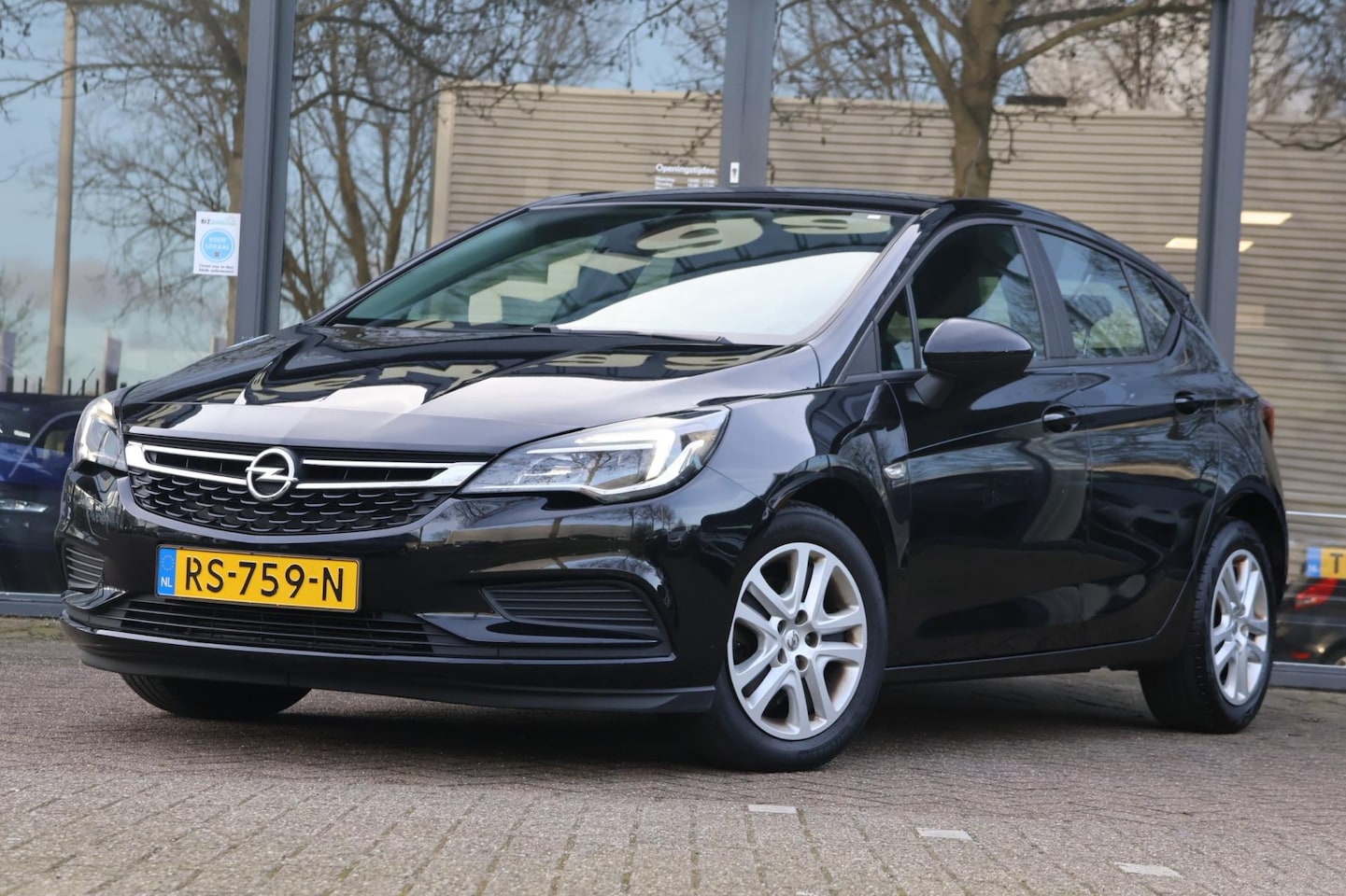 Opel Astra - 1.4 Online Edition|AUTOMAAT|PDC|Carplay - AutoWereld.nl