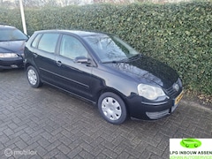 Volkswagen Polo - 1.4-16V Optive