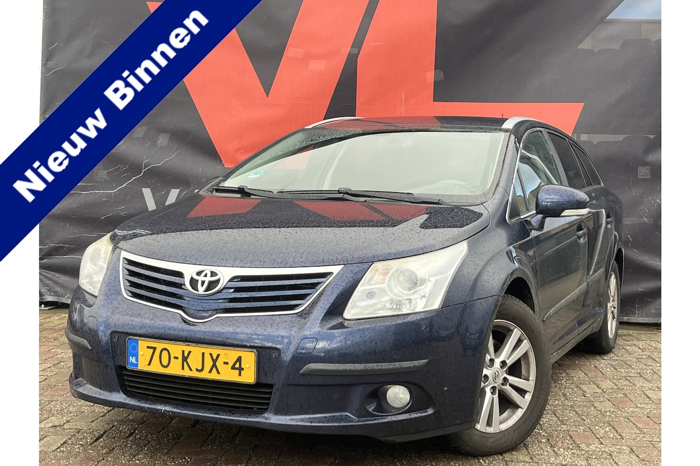 Toyota Avensis Wagon - 1.6 VVTi Dynamic | Nieuw Binnen! | Camera | Navigatie | Trekhaak - AutoWereld.nl