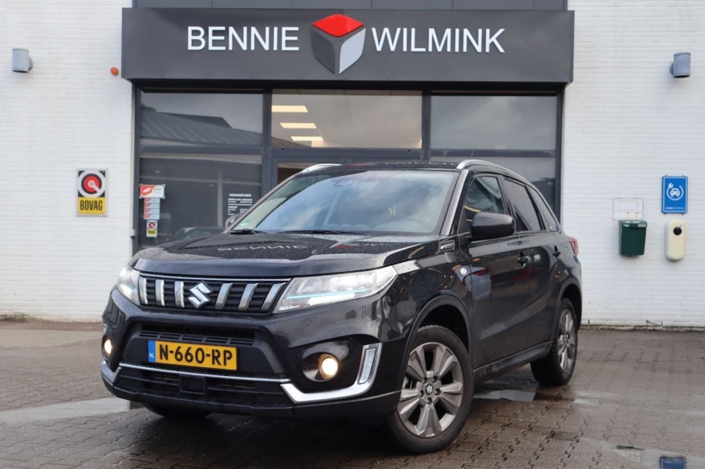 Suzuki Vitara - 1.4 BoosterJet Select Hybrid AdaptiveCruise/Apple/AndroidAuto - AutoWereld.nl