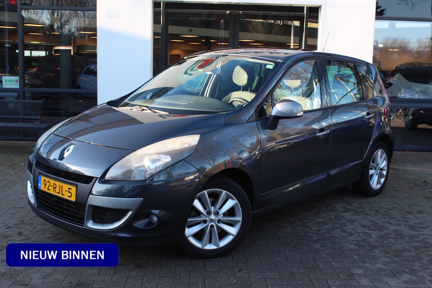 Renault Scénic - 1.4 TCE Celsium 130 pk Clima, Cruise contr., trekhaak, Navigatie - AutoWereld.nl