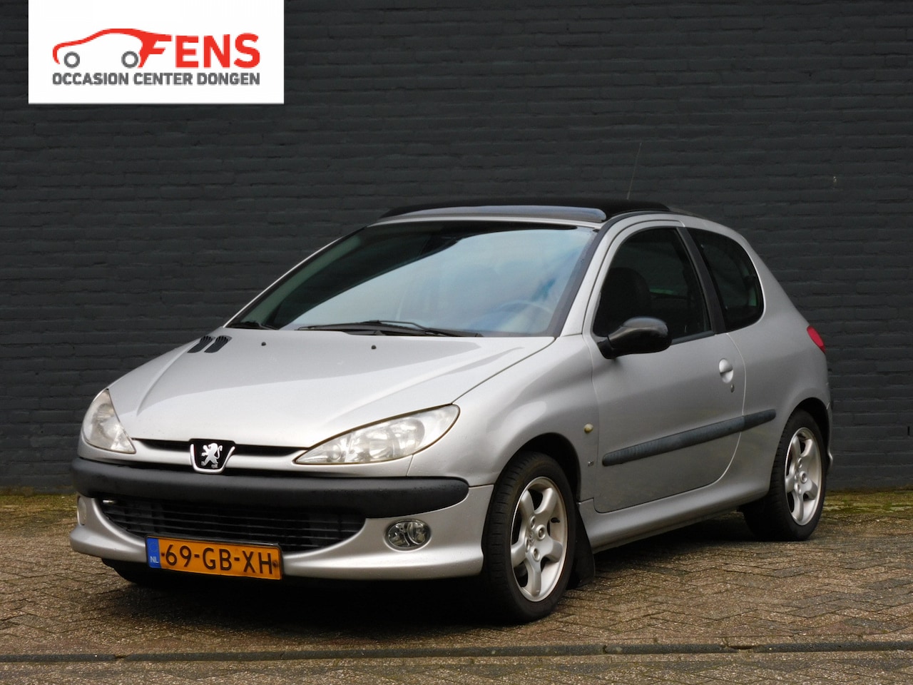 Peugeot 206 - 2.0-16V GTI GEEN APK ! MEENEEMPRIJS! - AutoWereld.nl