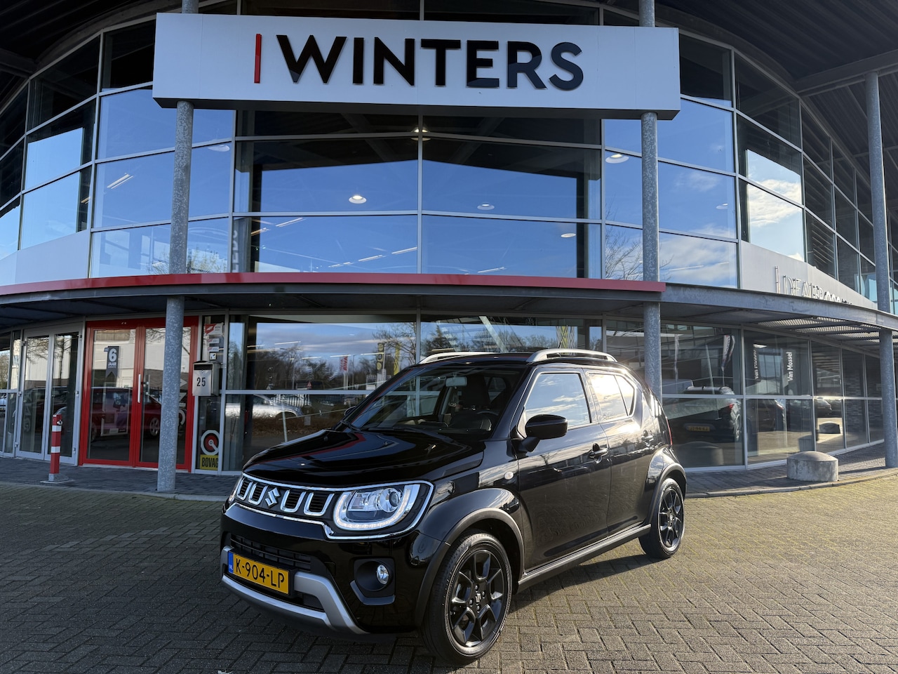 Suzuki Ignis - 1.2 Smart Hybrid Select Automaat 16"LMV Navi+BT+Camera Stoelverw Airco Trekhaak - AutoWereld.nl