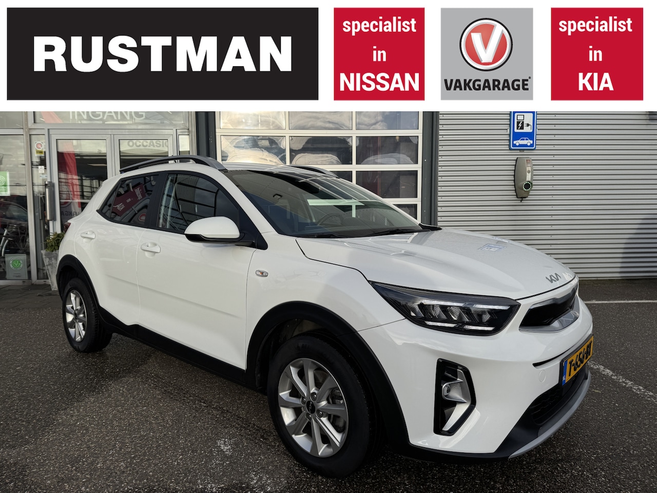 Kia Stonic - 1.0 T-GDi MHEV DynamicLine Automaat - AutoWereld.nl