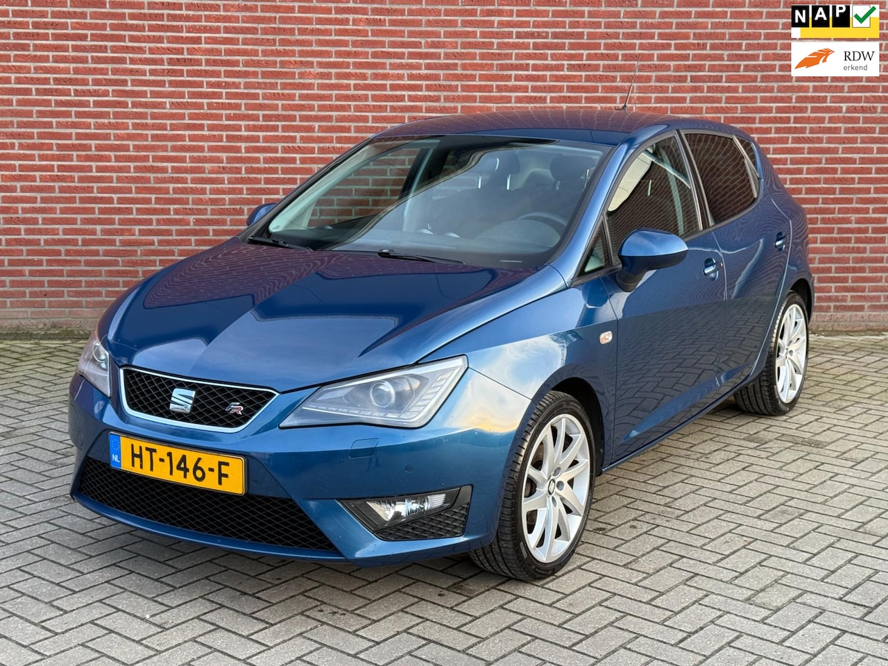 Seat Ibiza - 1.0 EcoTSI FR Connect / NAP / Airco / Cruise / Trekhaak - AutoWereld.nl