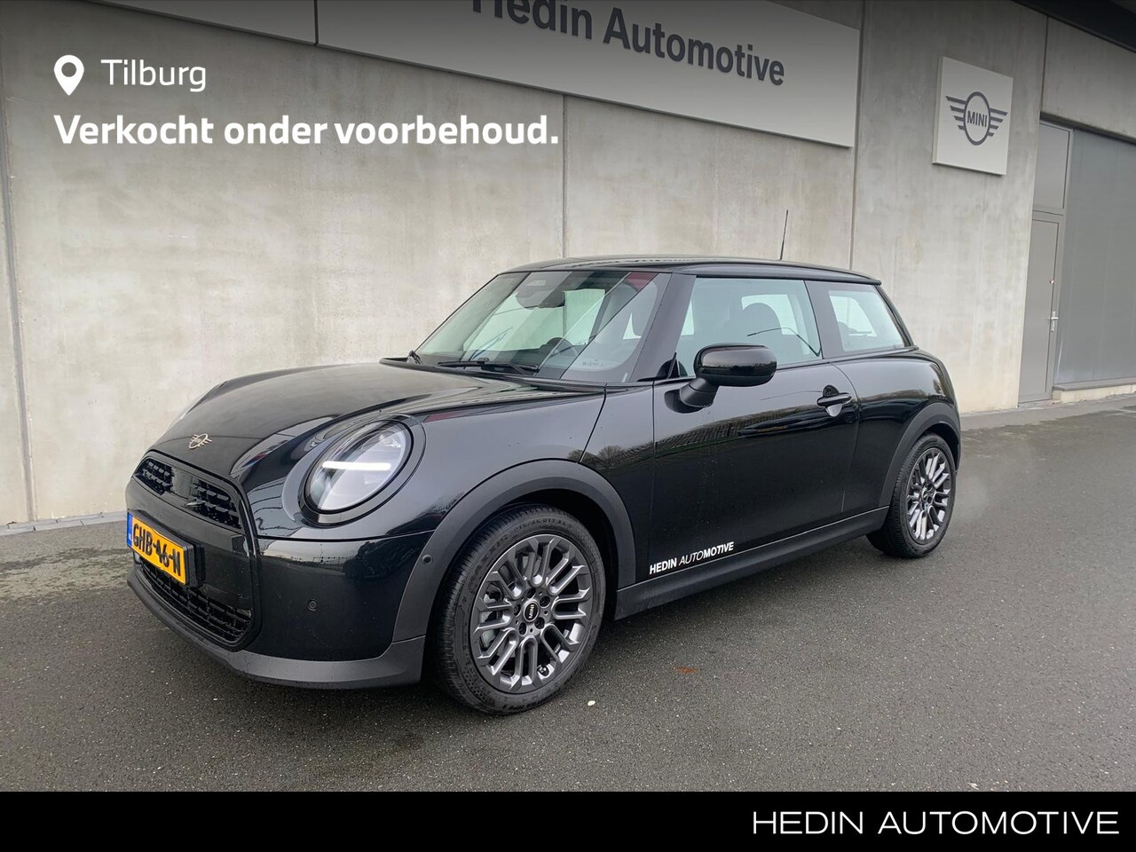 MINI Cooper - Mini 1.5 C | Essential Trim | Package XS | Elektrisch verwarmde voorstoelen | Draadloos op - AutoWereld.nl