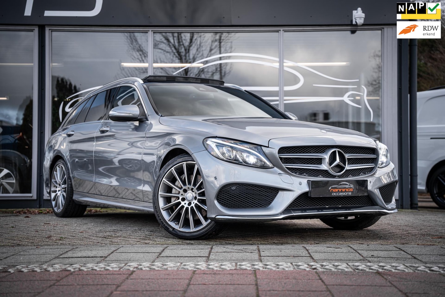 Mercedes-Benz C-klasse Estate - 250 Prestige|2x AMG|Schuifkantel|Trekhaak|Burmester|Aut|Leder|Xenon|LED|Cruise|Navi - AutoWereld.nl