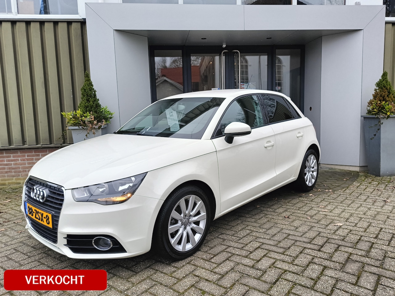 Audi A1 Sportback - 1.2 TFSI Connect 86 pk | Cruise control | Navigatie | Trekhaak | Bluetooth | Airco - AutoWereld.nl