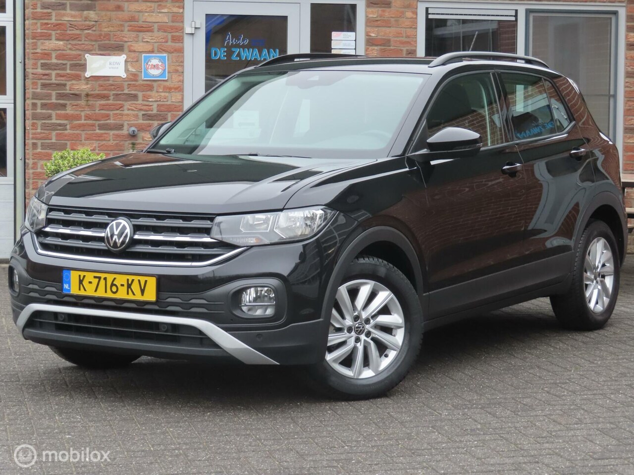 Volkswagen T-Cross - 1.0 TSI Life Business D.S.G. Virtueel/carplay/camera/pdc/trekhaak. - AutoWereld.nl