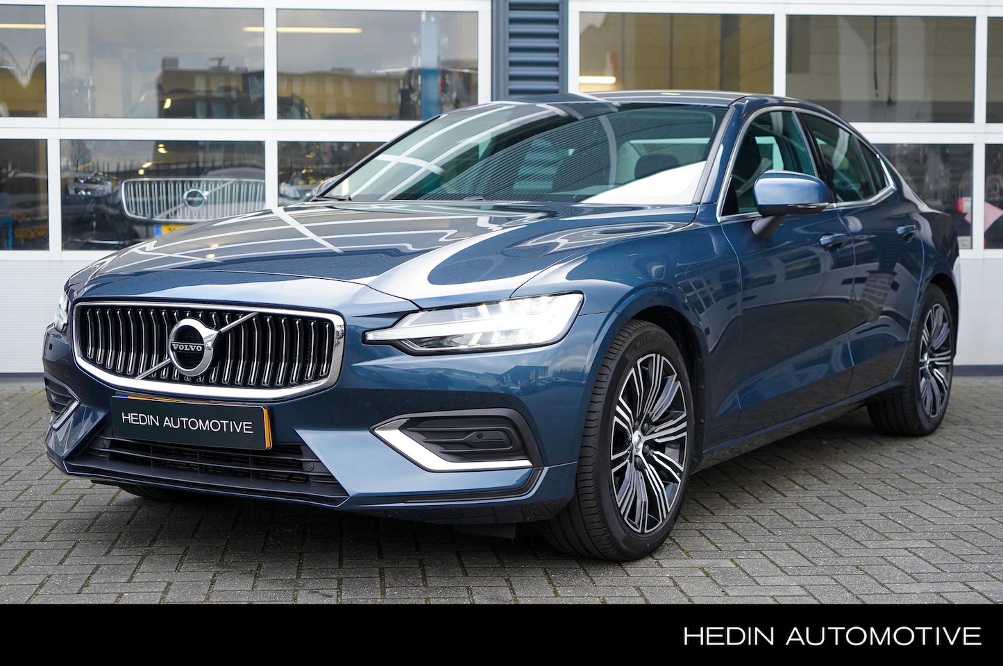 Volvo S60 - 2.0 B3 Inscription Elektrisch verstelbare bestuurdersstoel | Pilot Assist | Keyless Entry - AutoWereld.nl