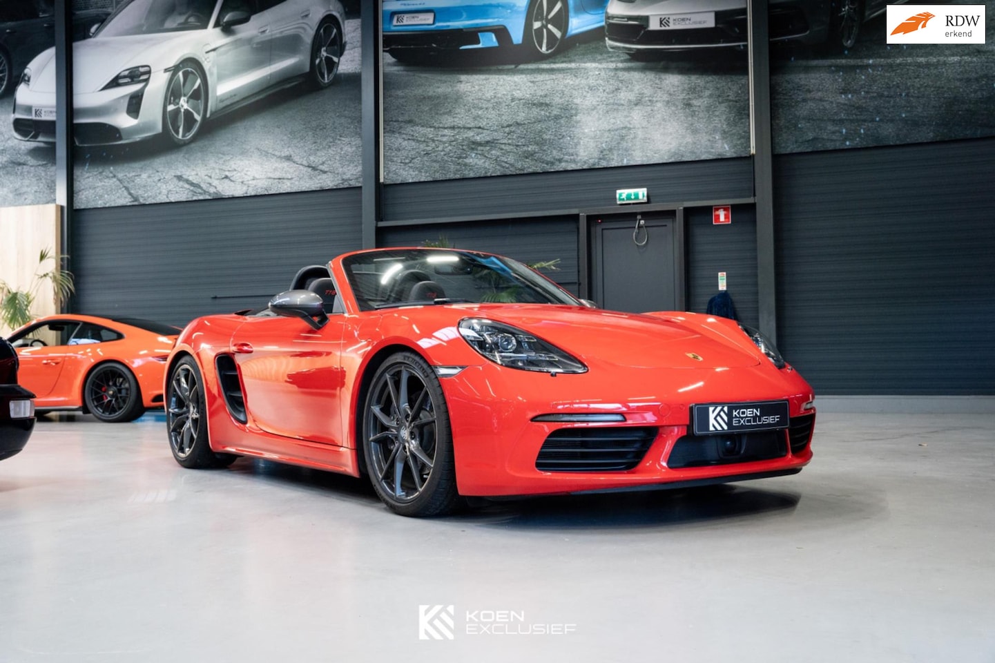 Porsche 718 Boxster - 2.0 T 2.0 T, 18-weg stoelen, adaptive cruise, PDLS Plus, Apple car play. - AutoWereld.nl