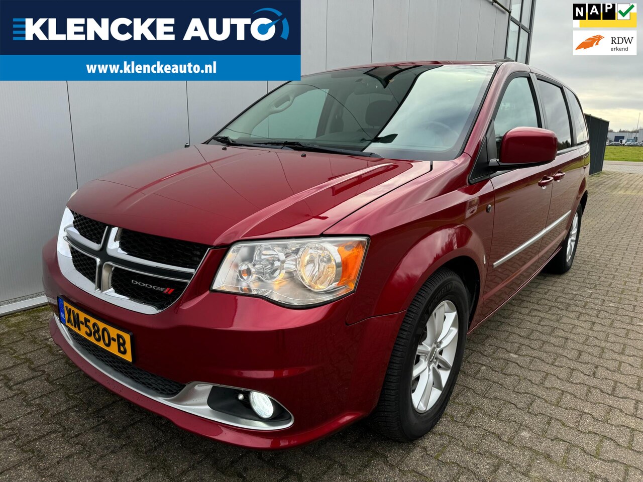 Dodge Grand Caravan - 3.6 V6 7-persoons Stow&Go TOPSTAAT 2x elektr. schuifdeur Cruise ctrl Trekhaak - AutoWereld.nl