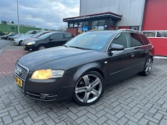 Audi A4 Avant - 1.8 Turbo Advance , Leer, Automaat