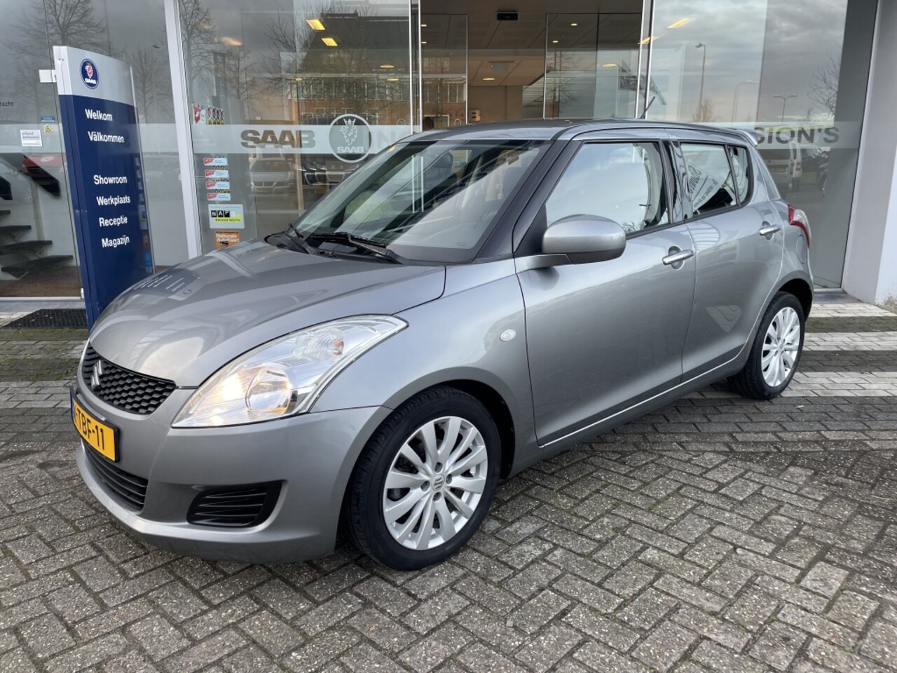 Suzuki Swift - 1.2 Bandit EASSS 1.2 Bandit EASSS - AutoWereld.nl