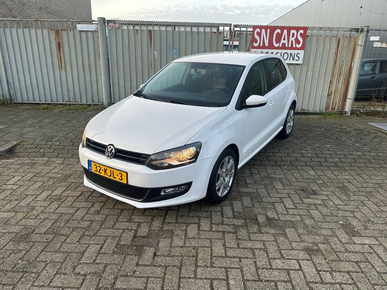 Volkswagen Polo - 1.4-16V Highline *Airco*Nap* - AutoWereld.nl