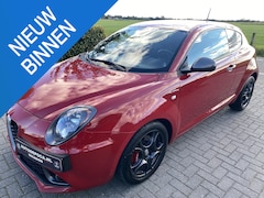 Alfa Romeo MiTo - 1.4 T Distinctive Rosso Alfa, 17 inch en 58.090 KM