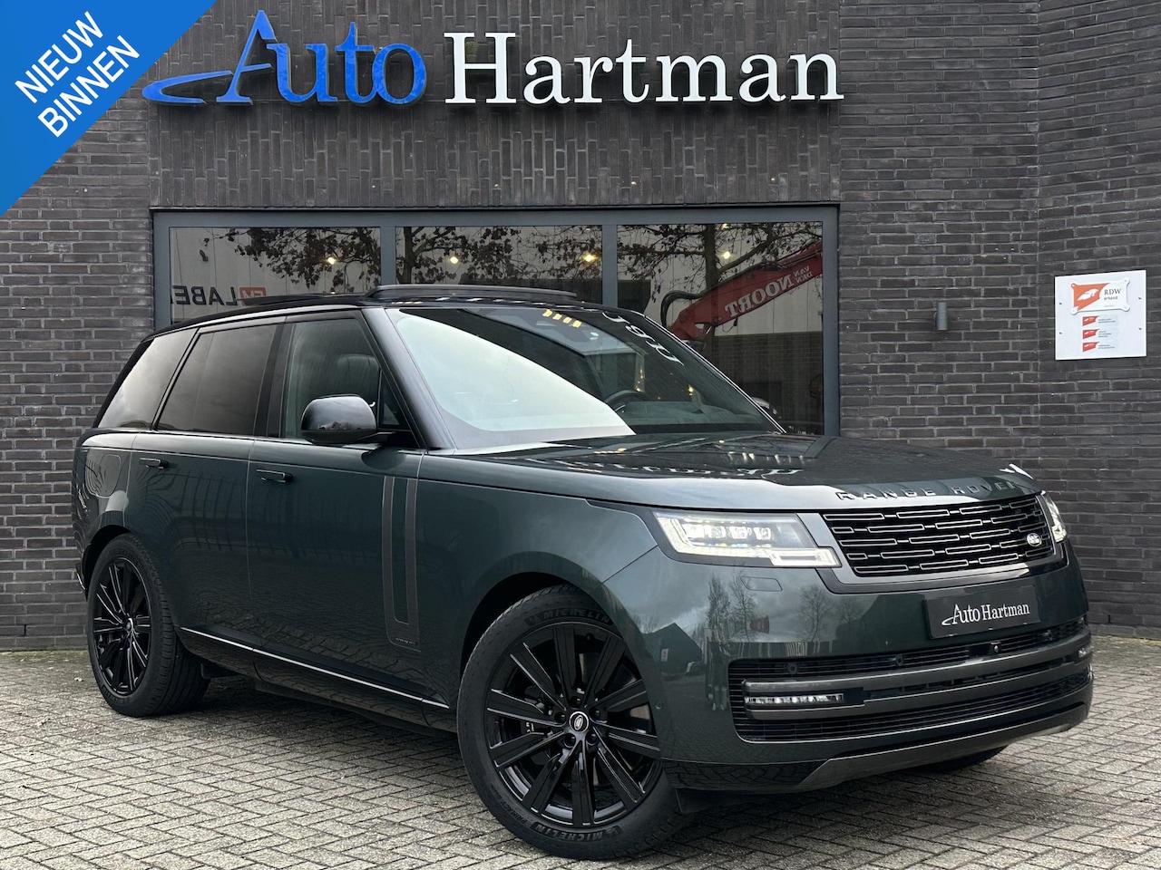 Land Rover Range Rover - 3.0 P550e Autobiography PHEV Rear seat Entertainment | Head-up | Meridian | Stoelventilati - AutoWereld.nl