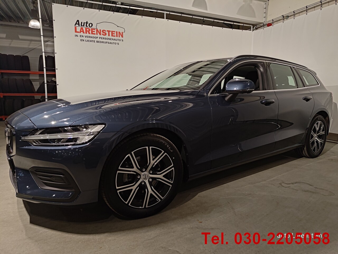 Volvo V60 - 2.0 B4 211pk Plus Core Edition Aut.155kw Carplay / Adapt.Cruise C./ Elektr.A.Klep / A.Came - AutoWereld.nl