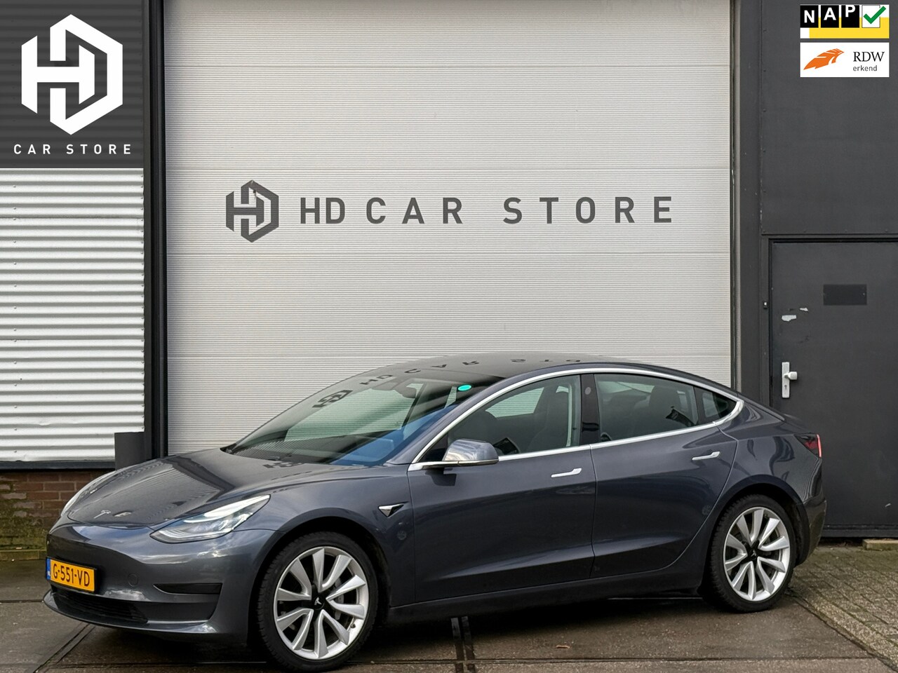 Tesla Model 3 - Standard RWD Plus 60 kWh SOH 88% TREKHAAK 19 '' Velgen - AutoWereld.nl