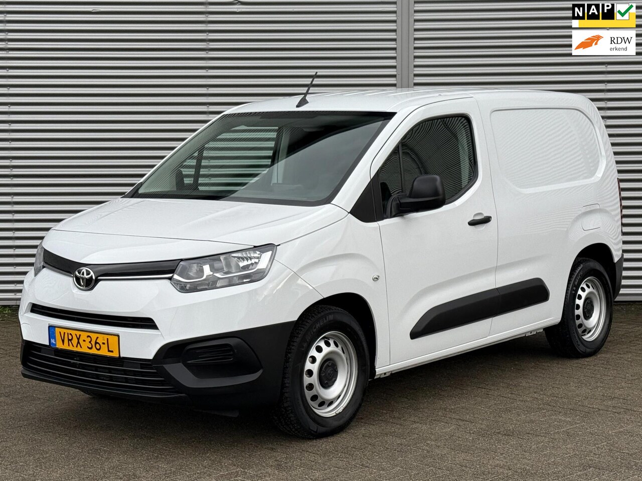 Toyota PROACE CITY Electric - Prof 50 kWh Airco/ Cruise/ Standkachel/ - AutoWereld.nl