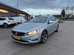 Volvo V60 - 1.6 T3 R-Design ALCANTARA TREKHAAK