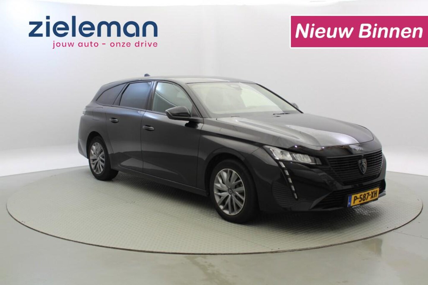 Peugeot 308 - SW 1.2 PureTech Active Business - Carplay, Clima - AutoWereld.nl