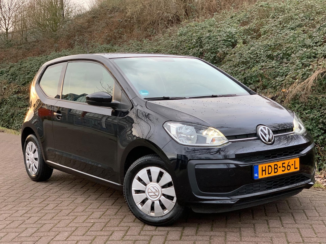 Volkswagen Up! - 1.0 BMT take up! |AIRCO|BLUETOOTH|LUXE|97DKM! - AutoWereld.nl