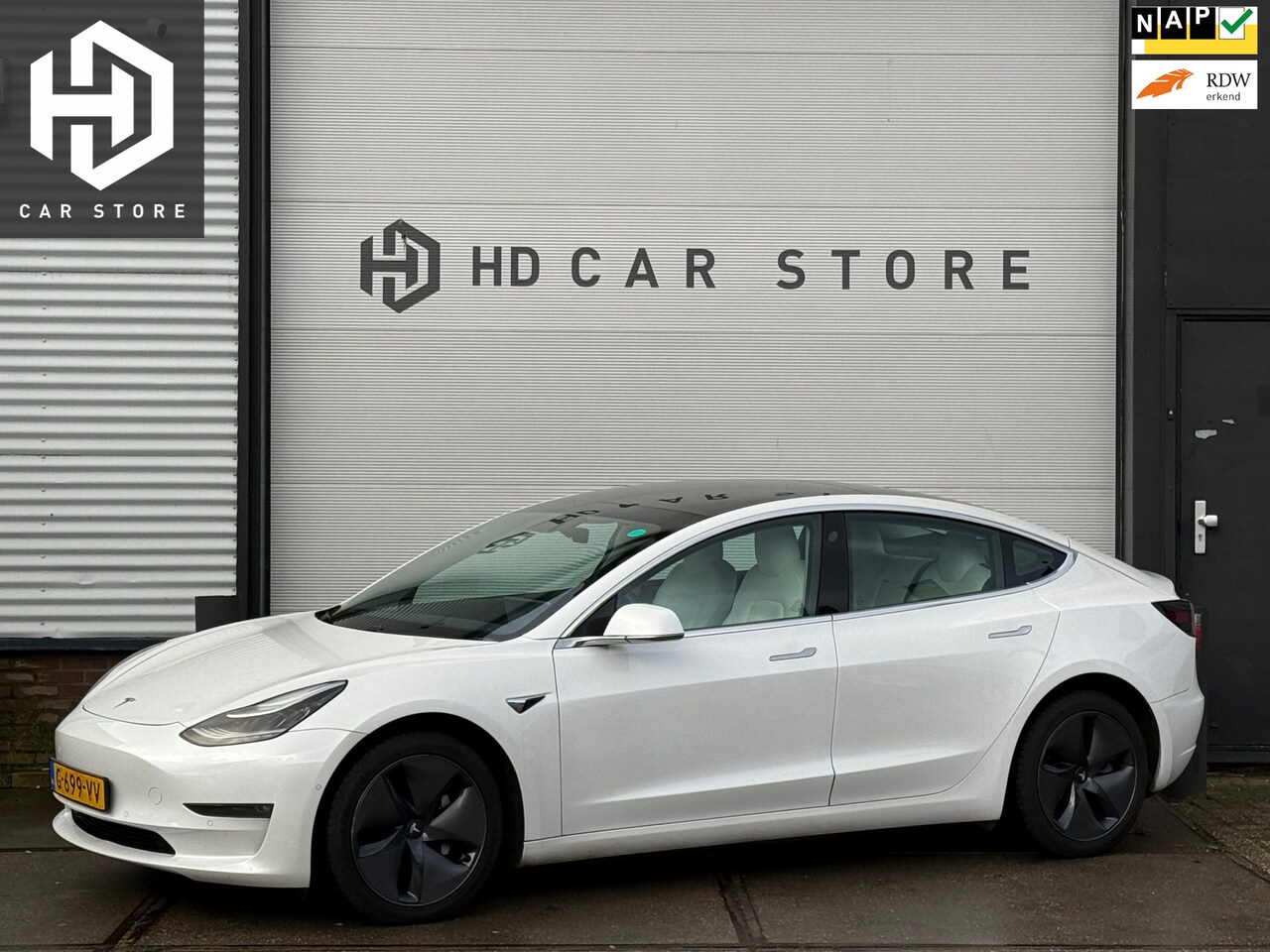 Tesla Model 3 - Long Range RWD Long Range AWD 75 kWh Trekhaak 19 inch Autopilot - AutoWereld.nl