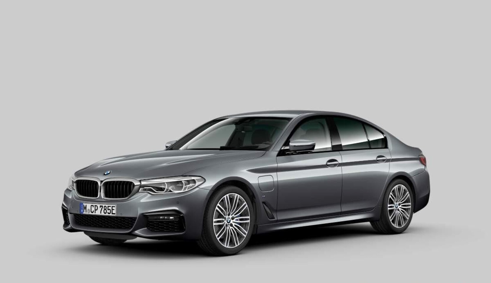 BMW 5-serie - 530e High Executive M-Sport | HK | Memory | HUD | Soft Close - AutoWereld.nl