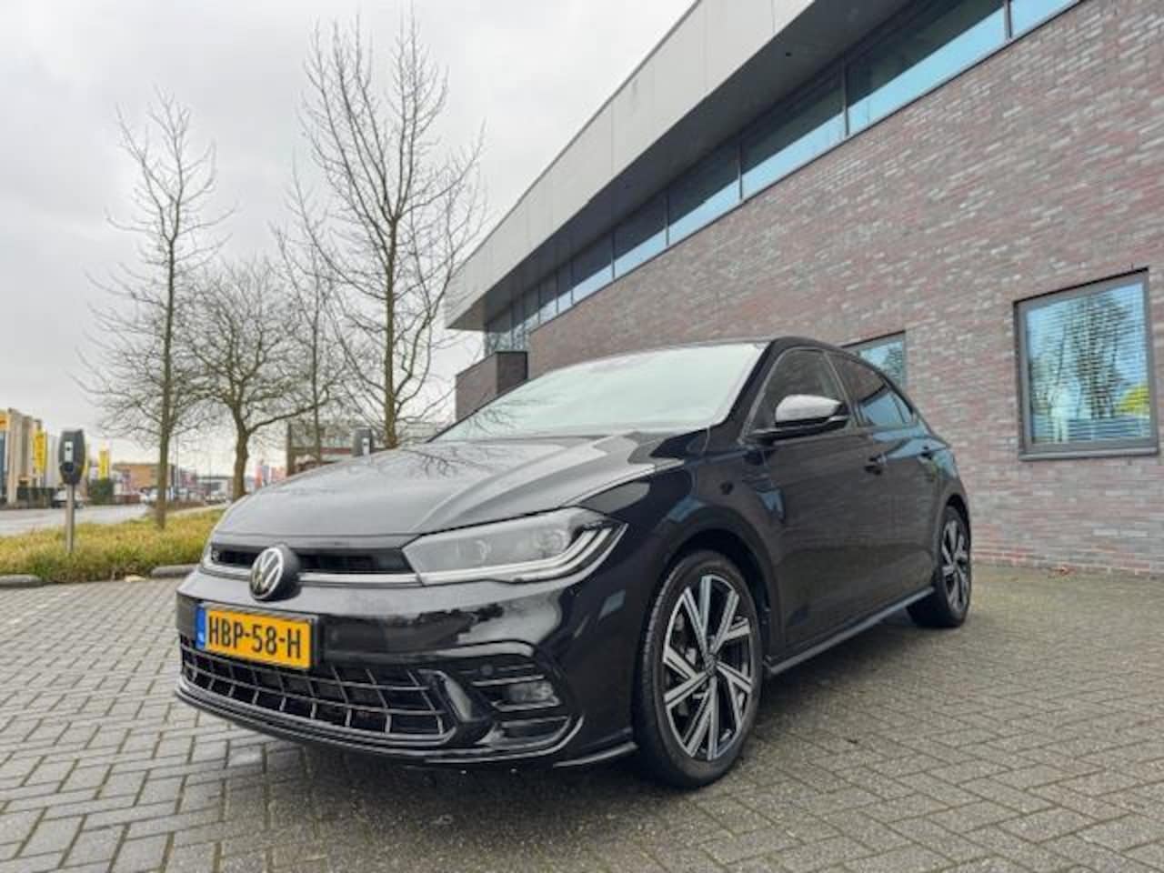 Volkswagen Polo - 1.0 TSI R-Line Business+ 1.0 TSI R-Line Business - AutoWereld.nl