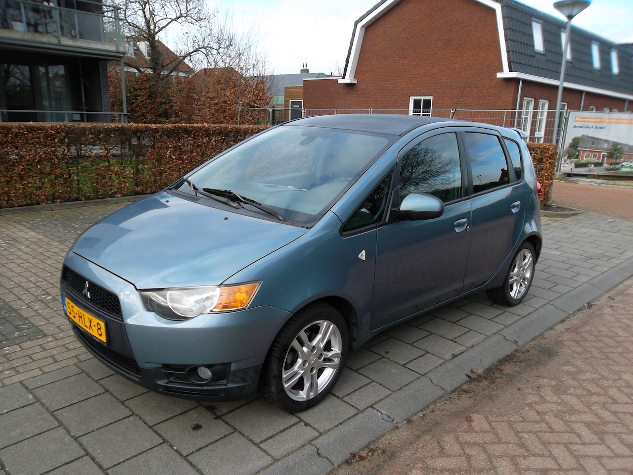 Mitsubishi Colt - 1.3 Intro Edition 5 Deurs Airco Nieuwe Apk Nap - AutoWereld.nl