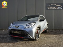 Toyota Aygo X - 1.0 VVT-i S-CVT Undercover JBL 1ste eig. / Dealeronderh. / Camera / Adaptieve Cruise / DAB