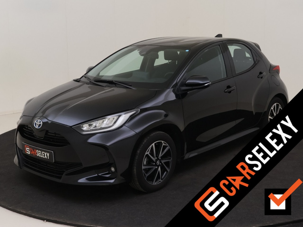 Toyota Yaris - 1.5 Hyb. Dynamic | Adap. Cruise | Camera | Climate Control | App - AutoWereld.nl