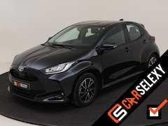 Toyota Yaris - 1.5 Hyb. Dynamic | Adap. Cruise | Camera | Climate Control | App