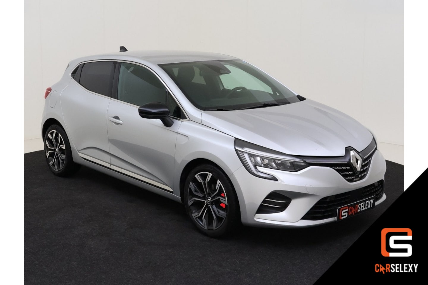 Renault Clio - 1.0 TCe 90 Techno 17 inch velgen Navigatie Clima - AutoWereld.nl