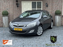 Opel Astra - 1.4 Turbo Cosmo *Navi *Parksnsr *Clima *Cruise