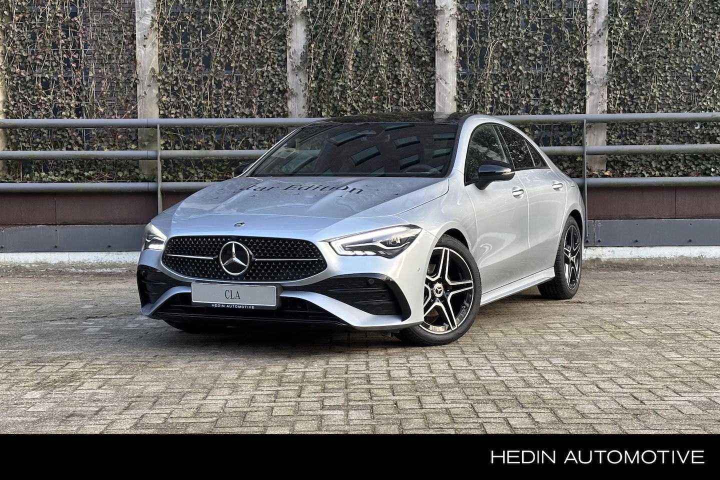 Mercedes-Benz CLA-Klasse - CLA 180 Coupé Automaat Star Edition AMG Line | Nightpakket | Panoramadak - AutoWereld.nl