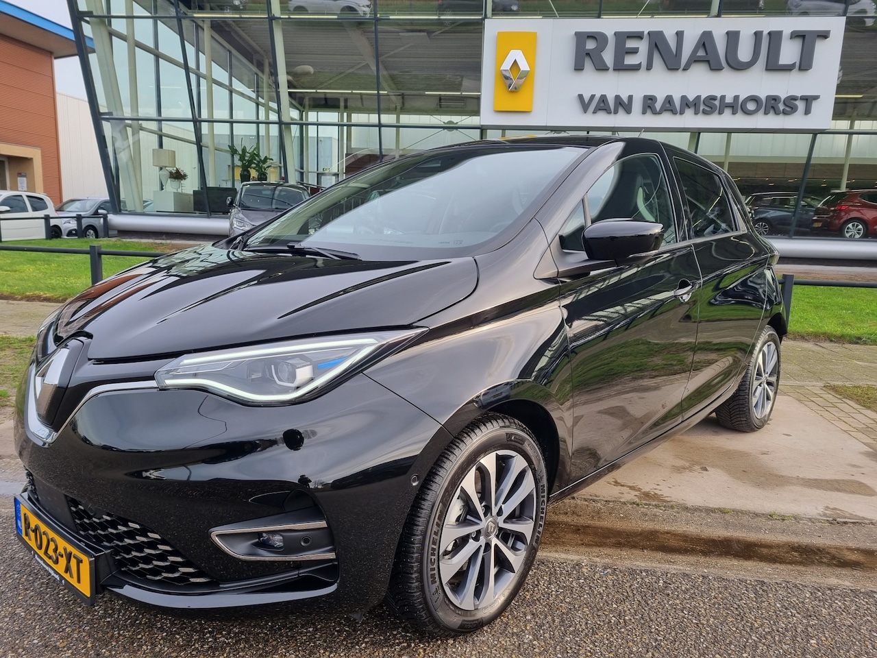 Renault Zoe - E-TECH ELECTRIC R135 Intens 50 (Koopbatterij) CCS-SNELLADER! / incl. BTW excl. Overheidssu - AutoWereld.nl