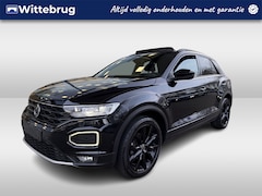 Volkswagen T-Roc - 1.5 TSI Sport / Black Style / Panorama-schuif-/kanteldak, elektrisch bedienbaar / Afneemba