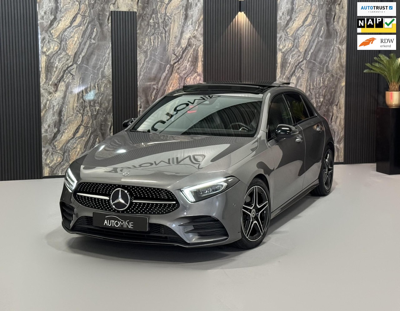 Mercedes-Benz A-klasse - 200 Launch Ed|PANO|2x MEMORY|SFEER|BOMVOL! - AutoWereld.nl