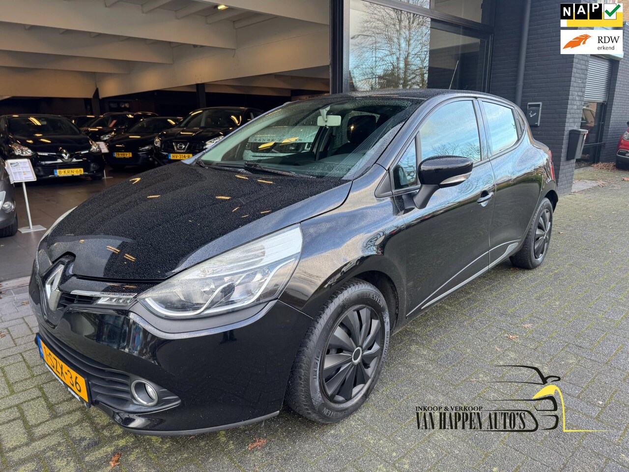 Renault Clio - 0.9 TCe Expression / apk 1-2026 - AutoWereld.nl